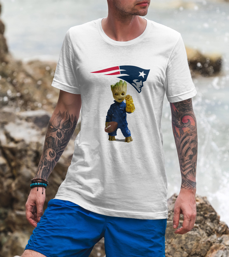 New England Patriots Groot Football Infinity Gauntlet T-Shirt
