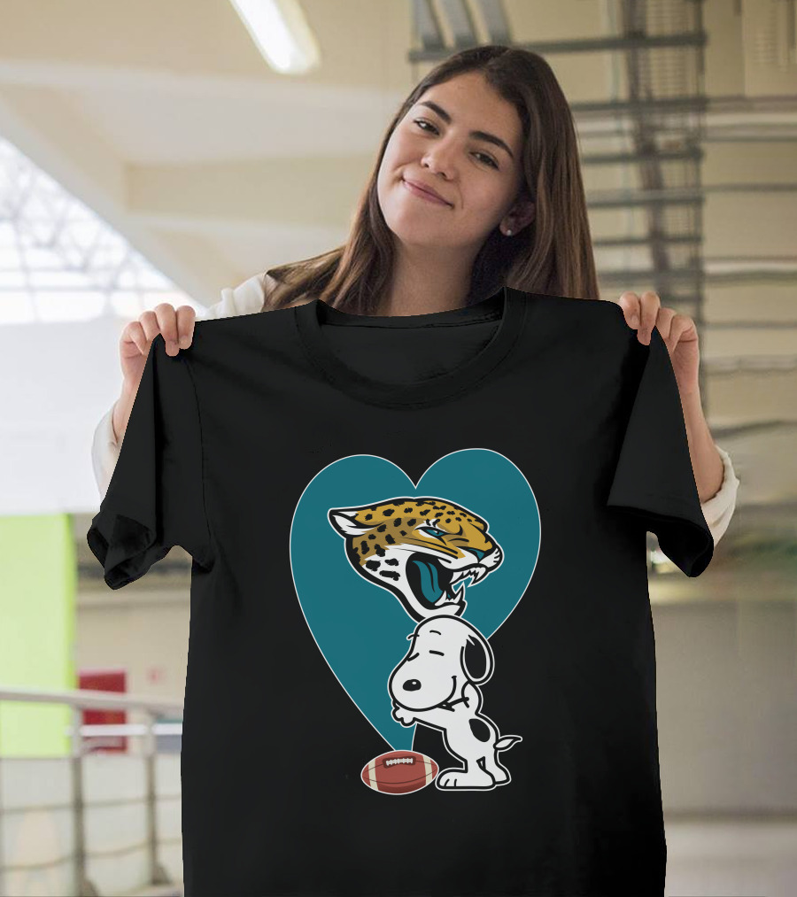 Jacksonville Jaguars Snoopy Heart Football Hug T-Shirt