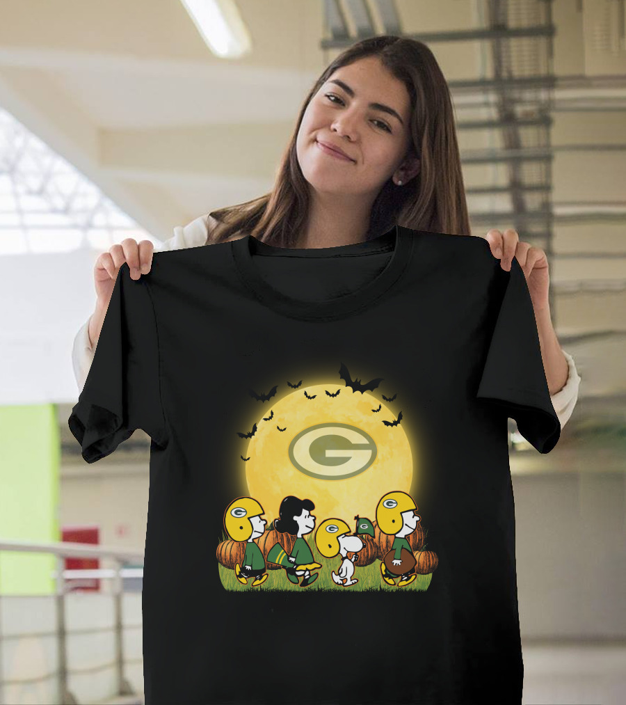 Green Bay Packers Snoopy Halloween Moon Pumpkins T-Shirt