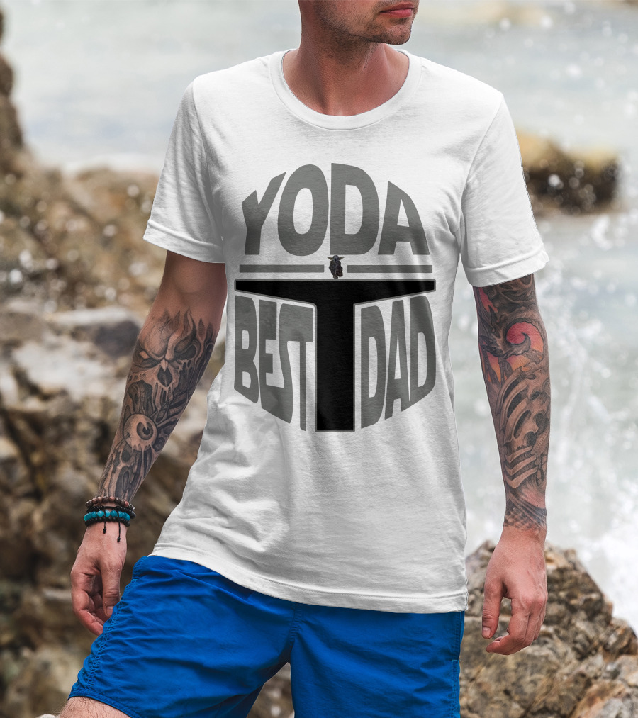 Yoda Best Dad The Mandalorian Helmet Baby Yoda T-Shirt