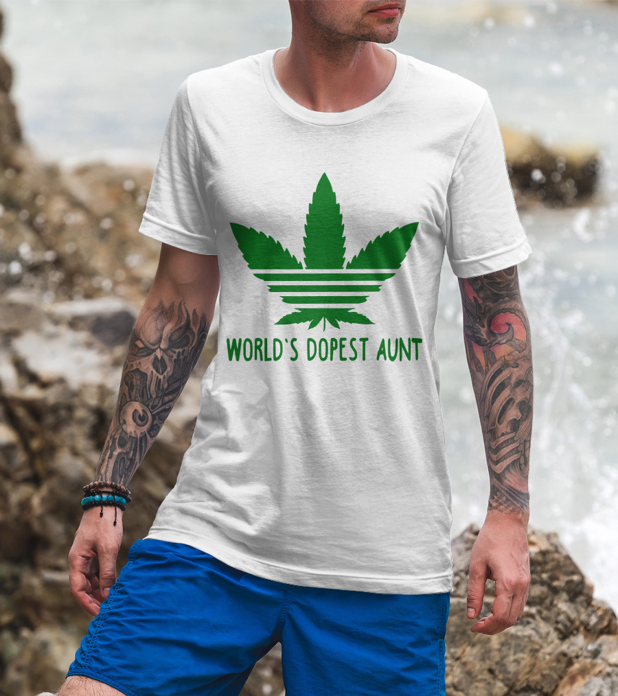 World's Dopest Aunt Marijuana Leaf Stripes T-Shirt