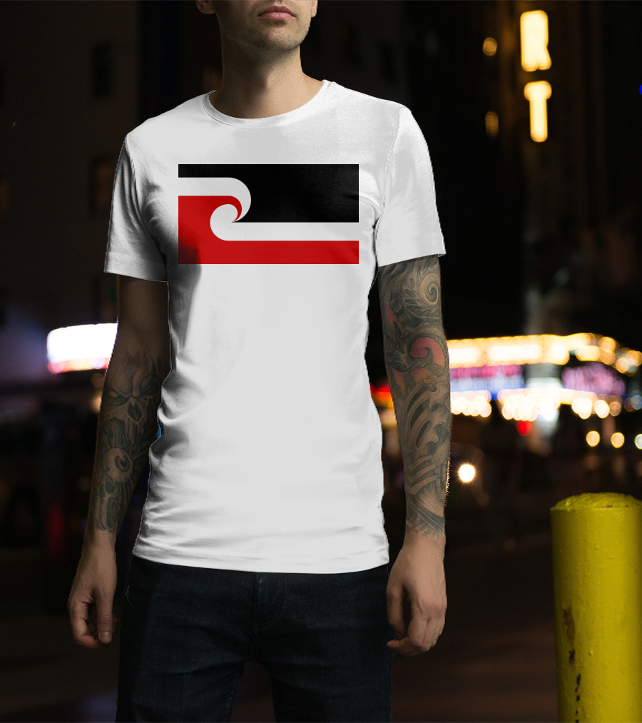 Maori Flag New Zealand Koru Symbol Black Red White T-Shirt