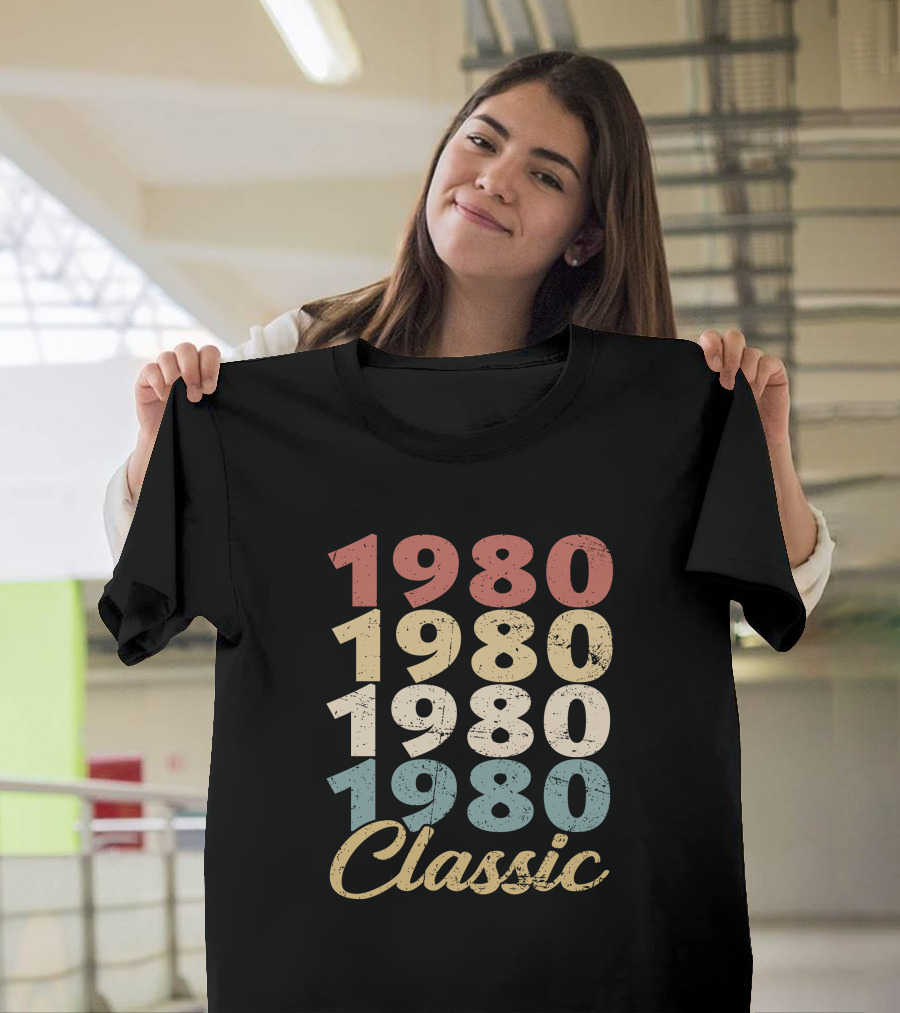 1980 Classic Retro 4-Color T-Shirt