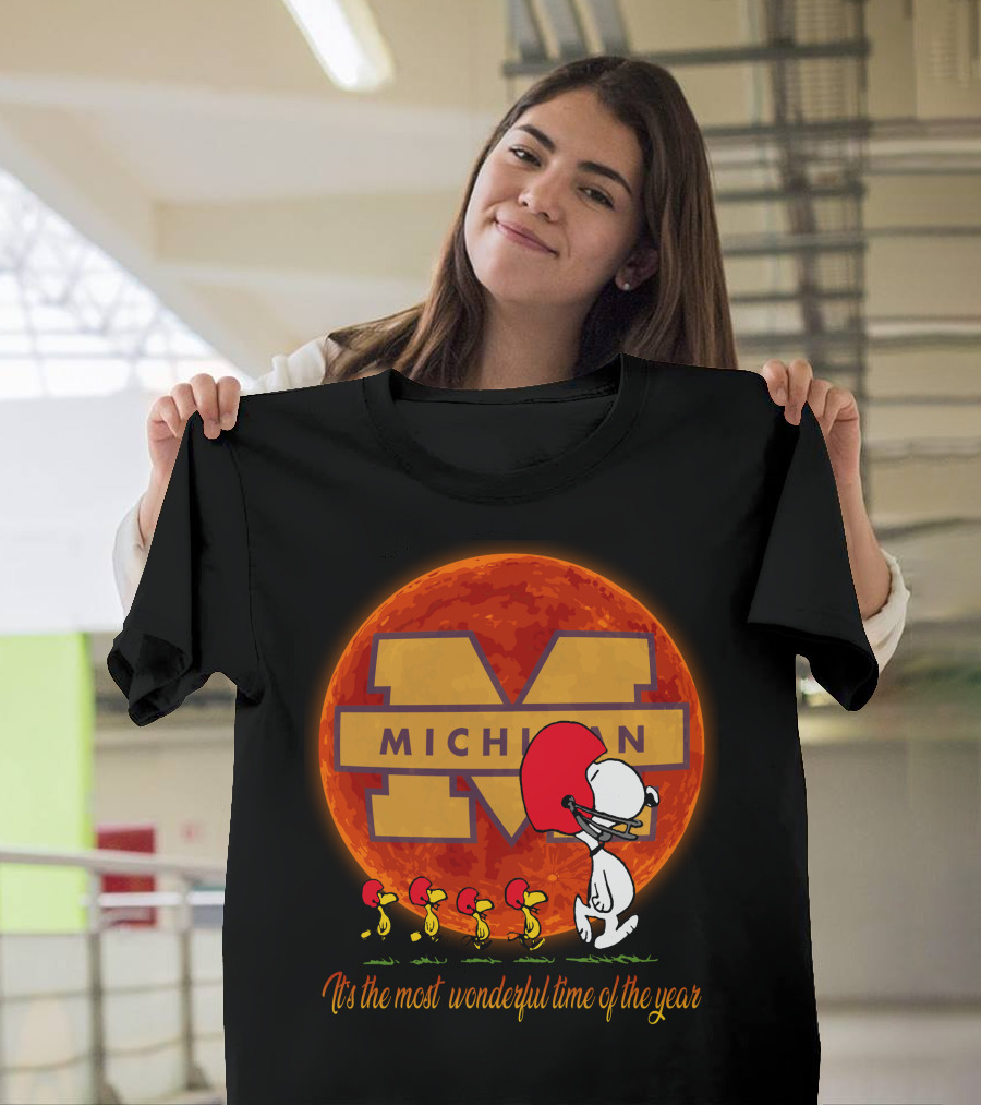 It's the Most Wonderful Time of the Year Michigan Football Snoopy Woodstock T-Shirt