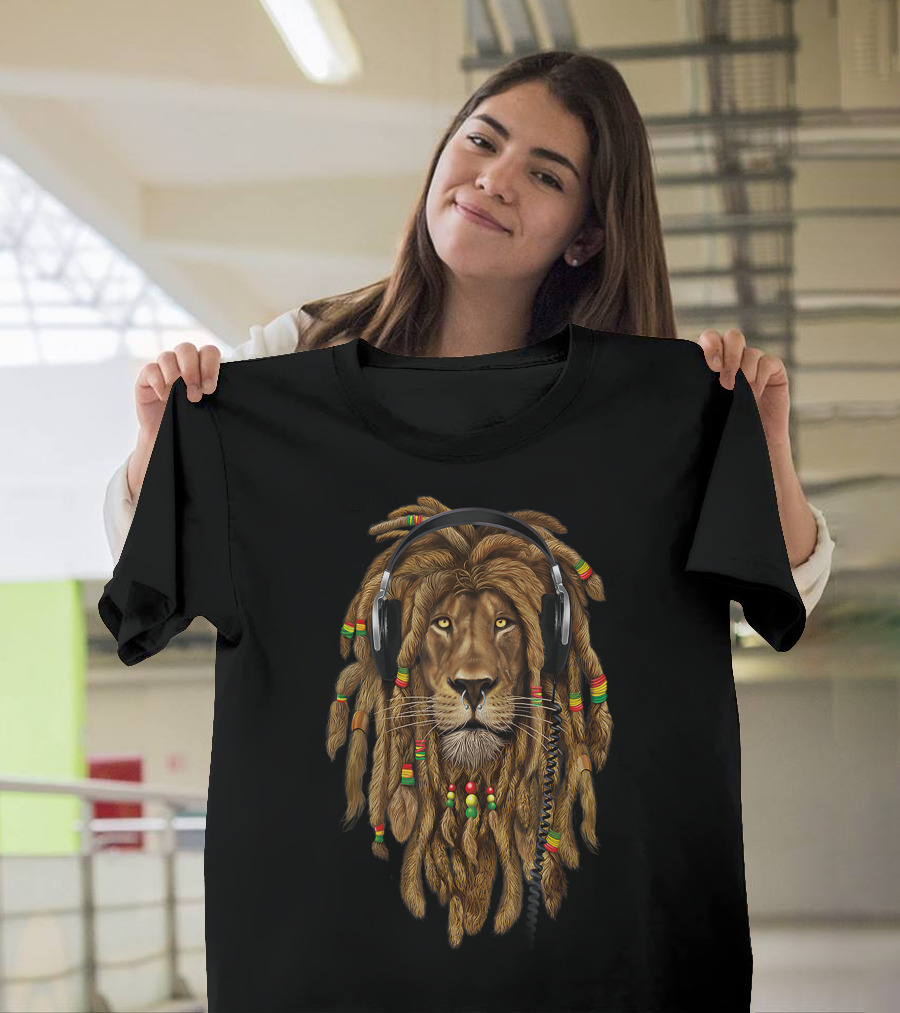 Rasta Lion Dreadlocks Headphones Reggae Rastafari Lover T-Shirt
