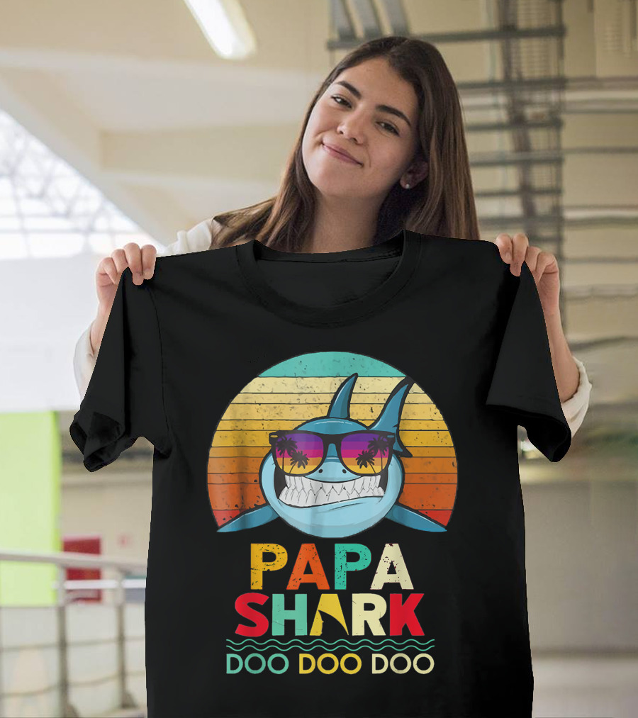 Papa Shark Doo Doo Doo Retro Vintage Sunglasses Beach Sunset T-Shirt