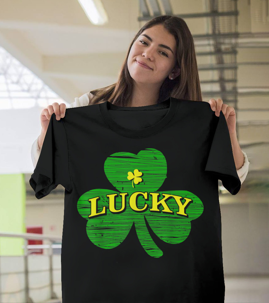 Lucky 4 Leaf Clover St. Patrick's Day Green Shamrock T-Shirt