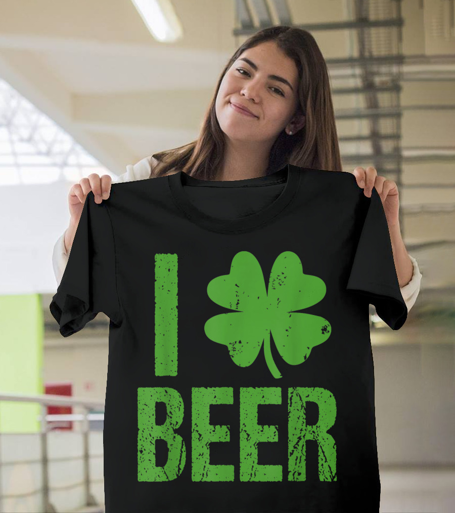 I Love Beer Four Leaf Clover St Patrick's Day T-Shirt