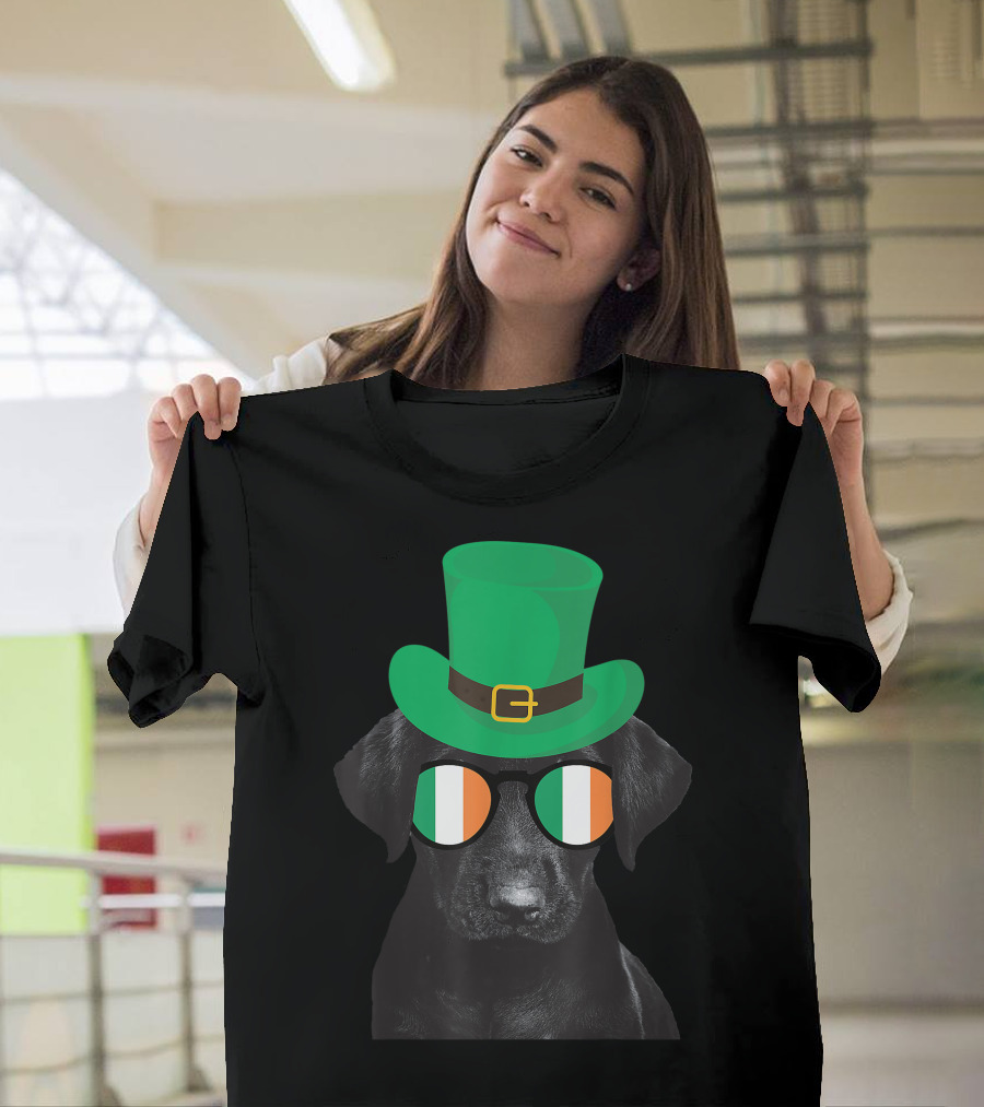 Labrador Retriever St. Patrick's Day Irish Hat and Glasses for Dog Lovers T-Shirt