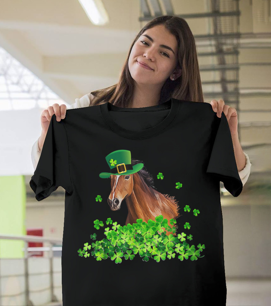 Horse With Shamrock St. Patrick's Day T-Shirt