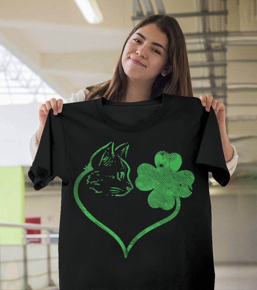 Cat Shamrock Heart St Patricks Day Kitten Lover Pet T-Shirt