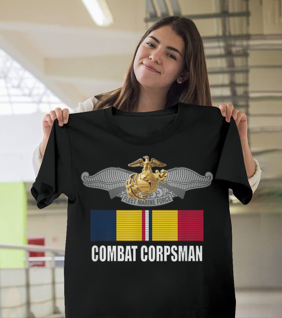 8404 Combat Corpsman Fleet Marine Force Eagle Globe Anchor Veteran T-Shirt