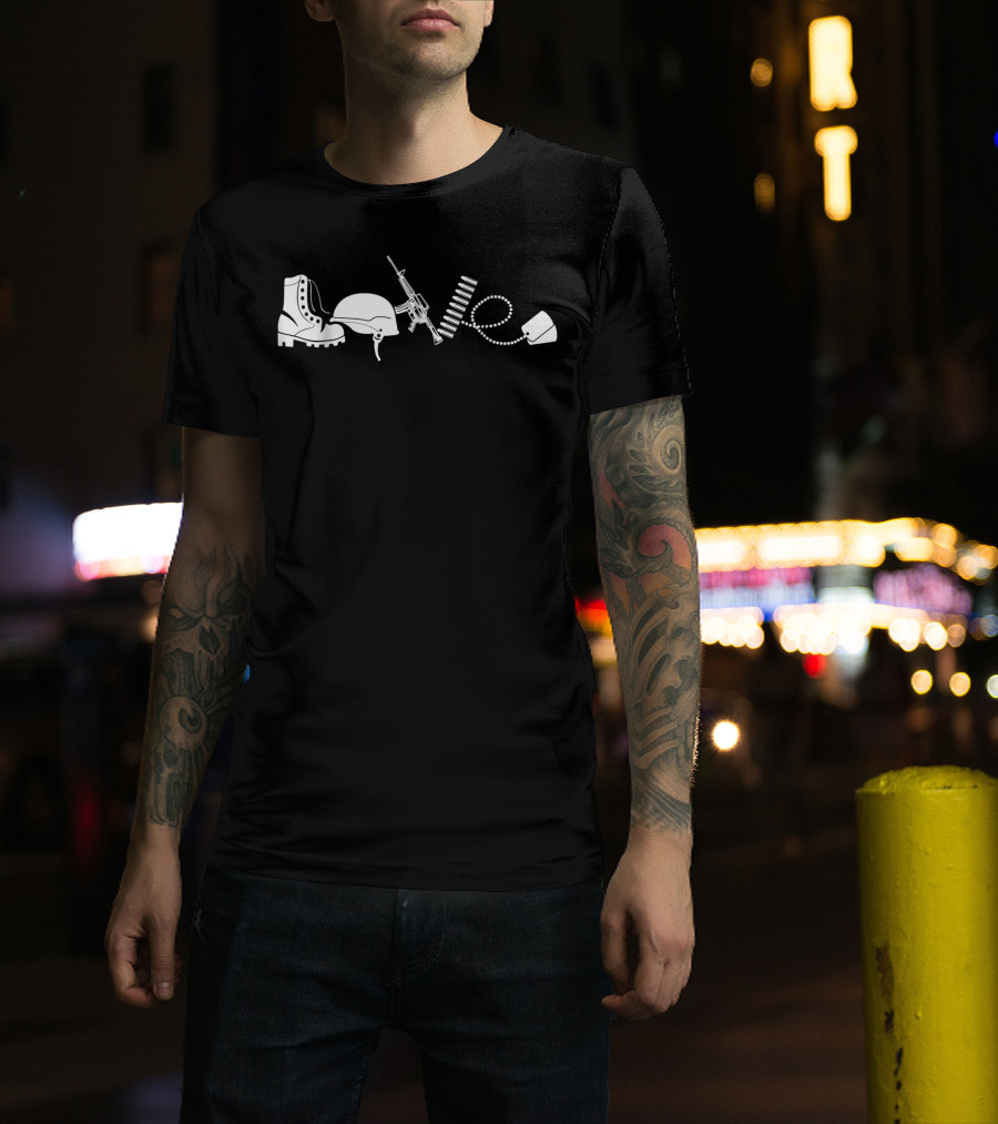 Love Army Veteran Boot Helmet Rifle Dog Tags T-Shirt
