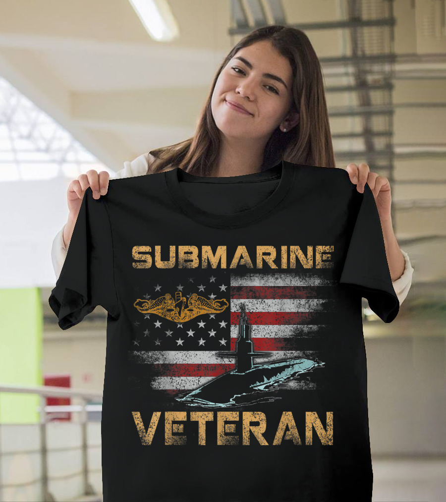 Submarine Veteran American Flag Navy Pride 4th of July T-Shirt