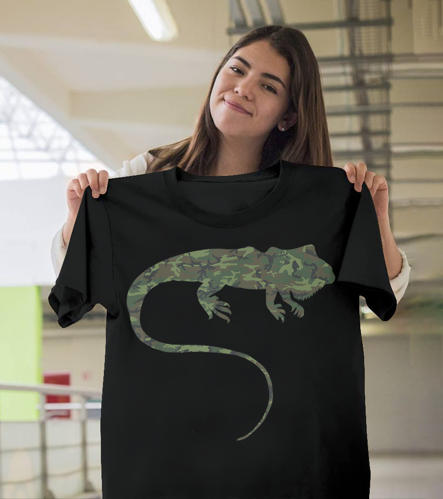 Camo Military Iguana Lizard Animal Veteran USA T-Shirt