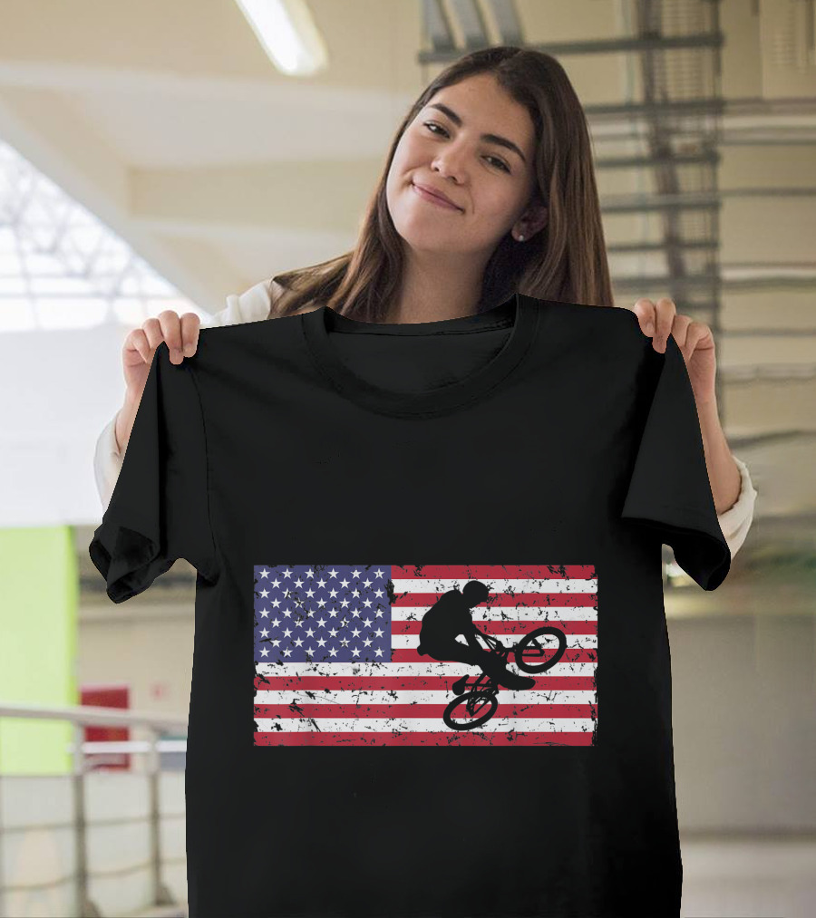 American Flag BMX Cool Bicycle Vintage Bike Silhouette Rider T-Shirt