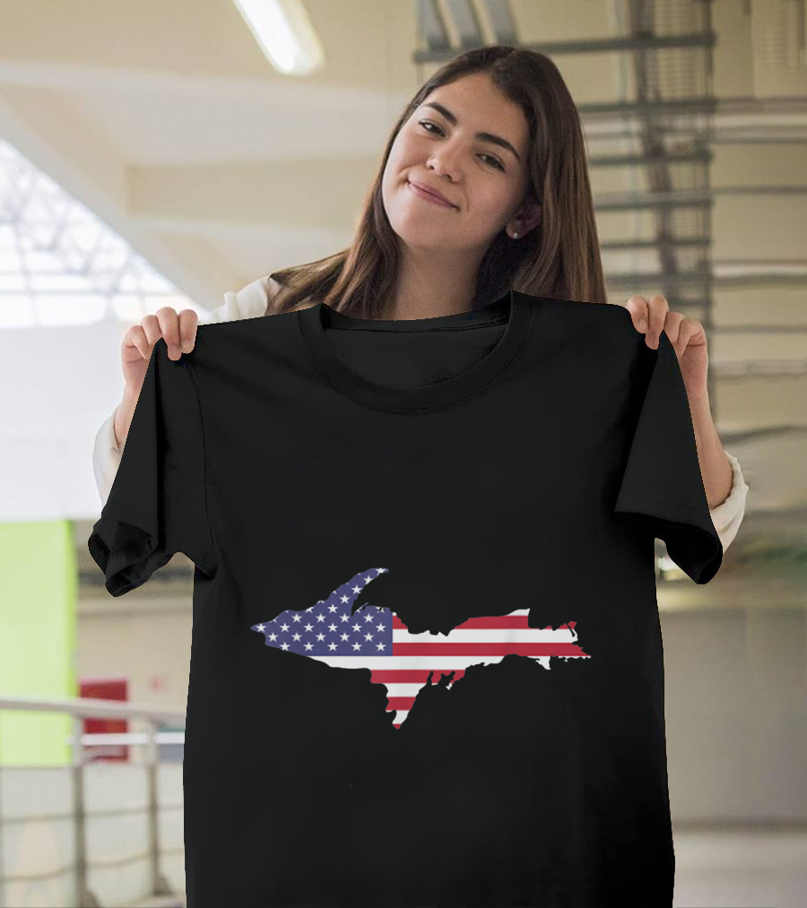 Up Upper Peninsula American Flag Usa Yooper 906 Map T-Shirt