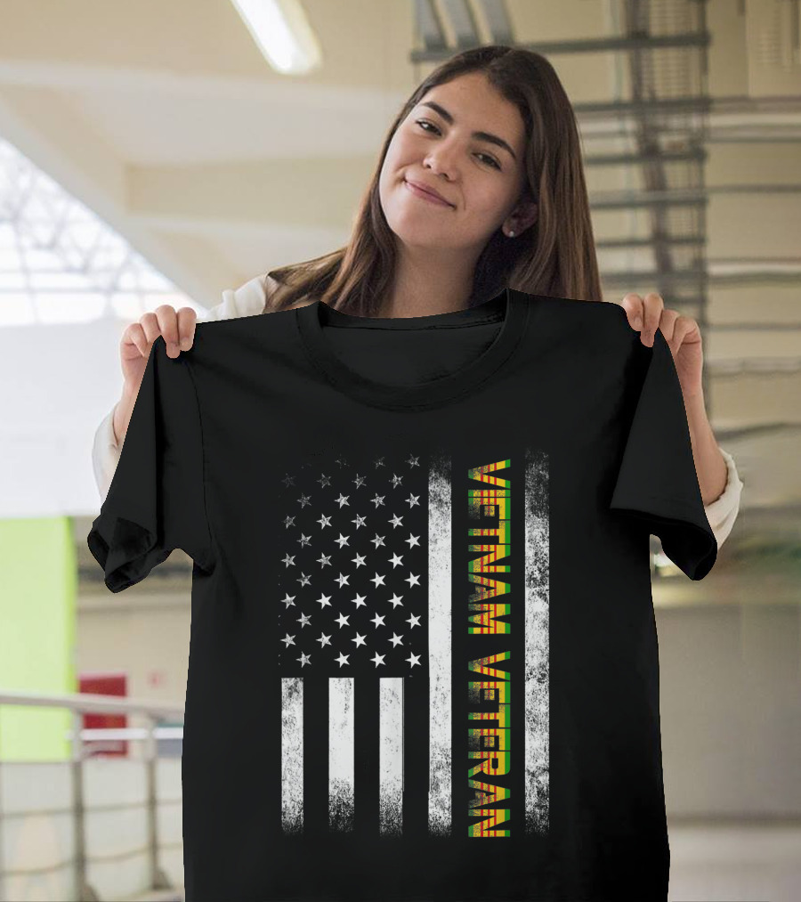 Vietnam Veteran American Flag T-Shirt