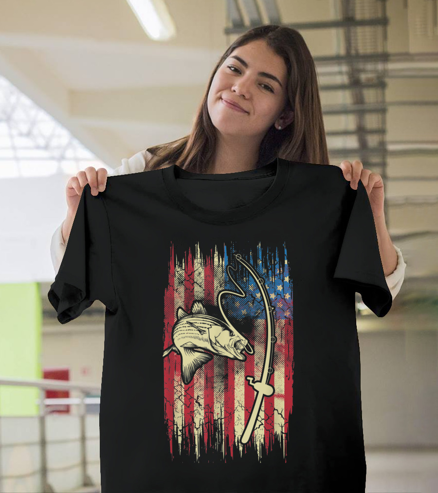 American Flag Bass Fishing I Love Fishing T-Shirt