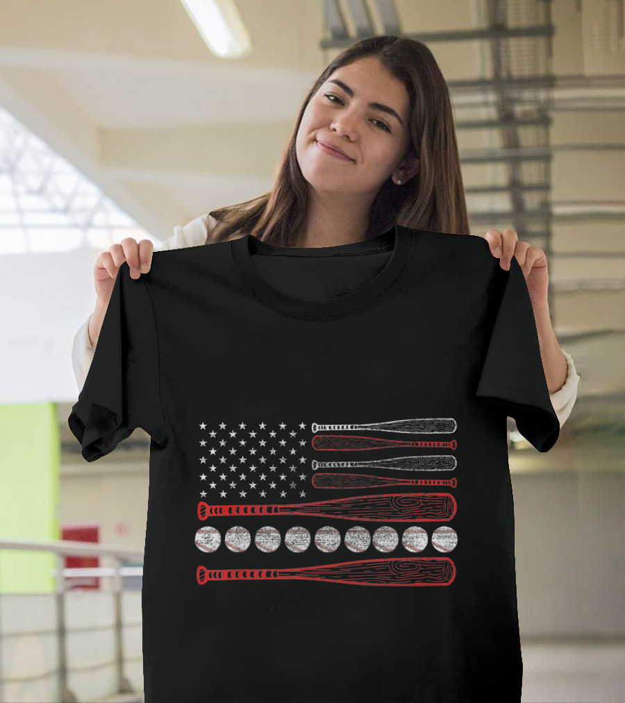 Vintage American Flag Baseball Bats Stars and Stripes 4th July T-Shirt