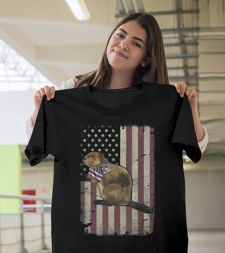 Beaver with American Flag Bandana on Vintage Patriotic USA Background T-Shirt