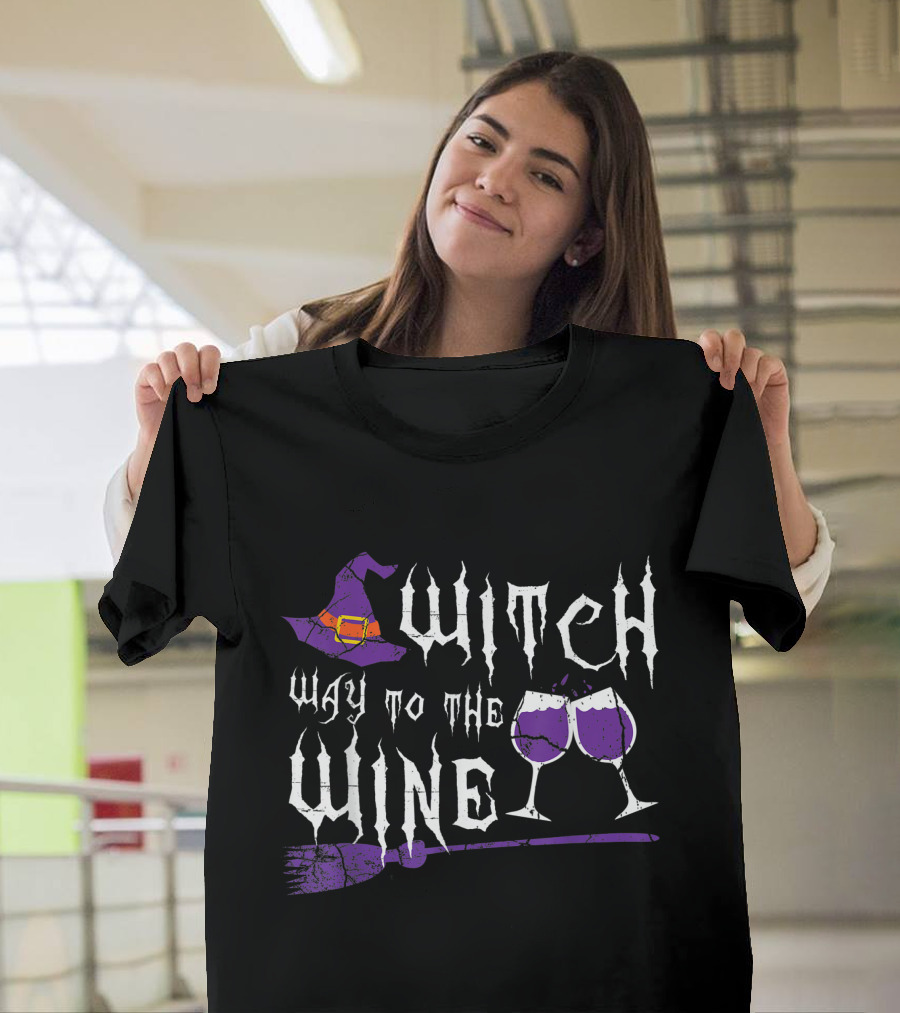 Witch Way To The Wine Halloween Witch Hat Broom Purple Wine Glasses T-Shirt