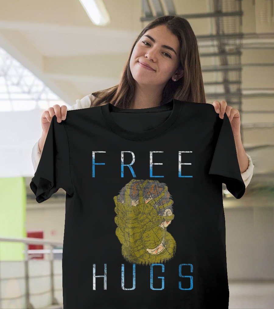 FREE HUGS Facehugger Alien Movie Reference T-Shirt
