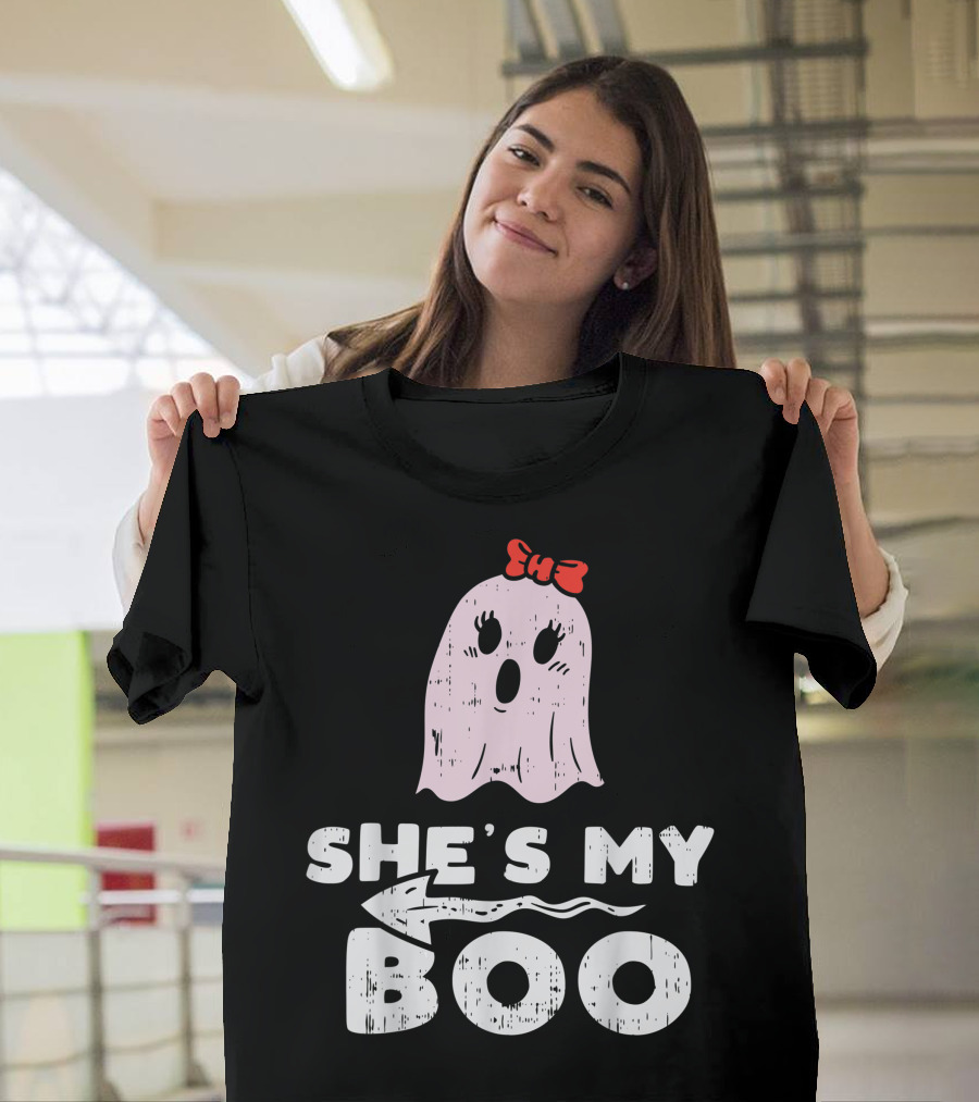 She's My Boo Cute Matching Couple Halloween Costume Boyfriend Ghost with Bow T-Shirt