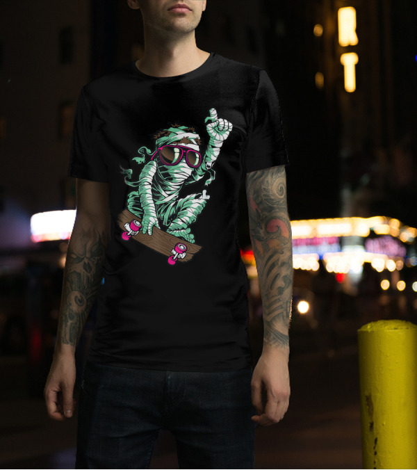 Mummy Skater Wearing Sunglasses For Halloween Lover Fun T-Shirt