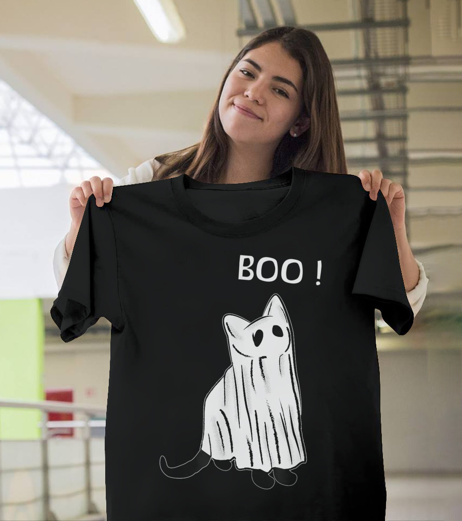 Vintage Scary Black Cat Boo Spooky Costume Ghost Halloween T-Shirt