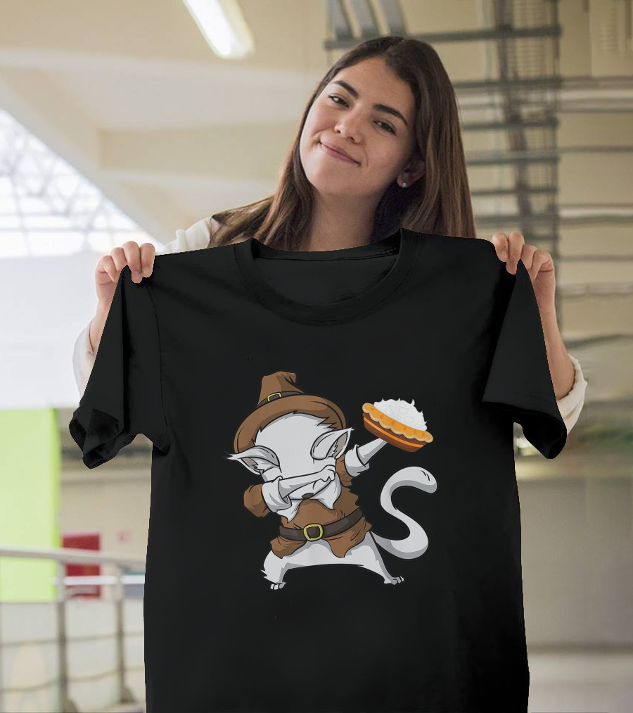 Dabbing Cat Pilgrim with Pumpkin Pie Thanksgiving Day T-Shirt