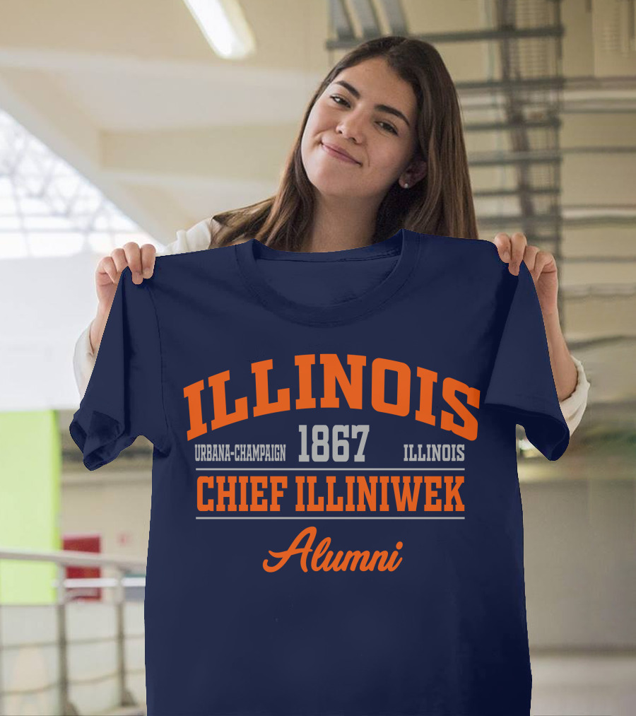 ILLINOIS URBANA-CHAMPAIGN 1867 CHIEF ILLINIWEK ALUMNI T-Shirt