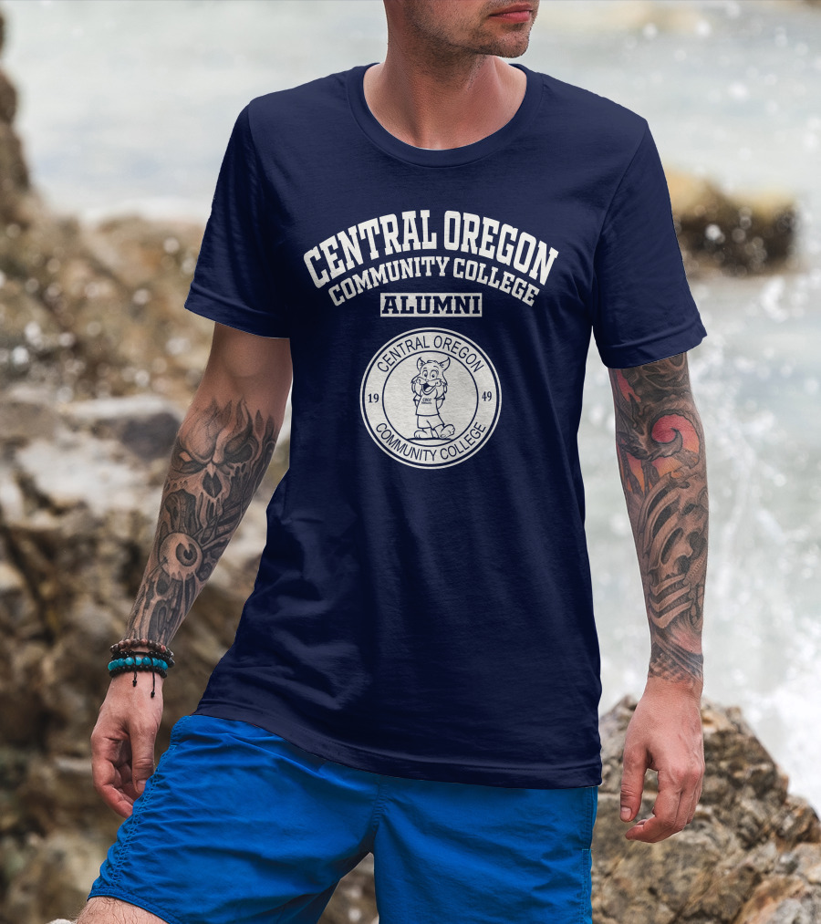 Central Oregon Community College Alumni 1949 Mascot Emblem T-Shirt