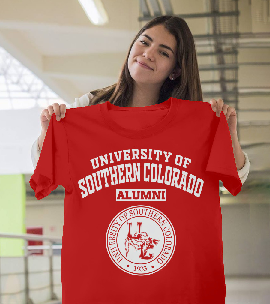 University of Southern Colorado Alumni 1933 Badge UC T-Shirt
