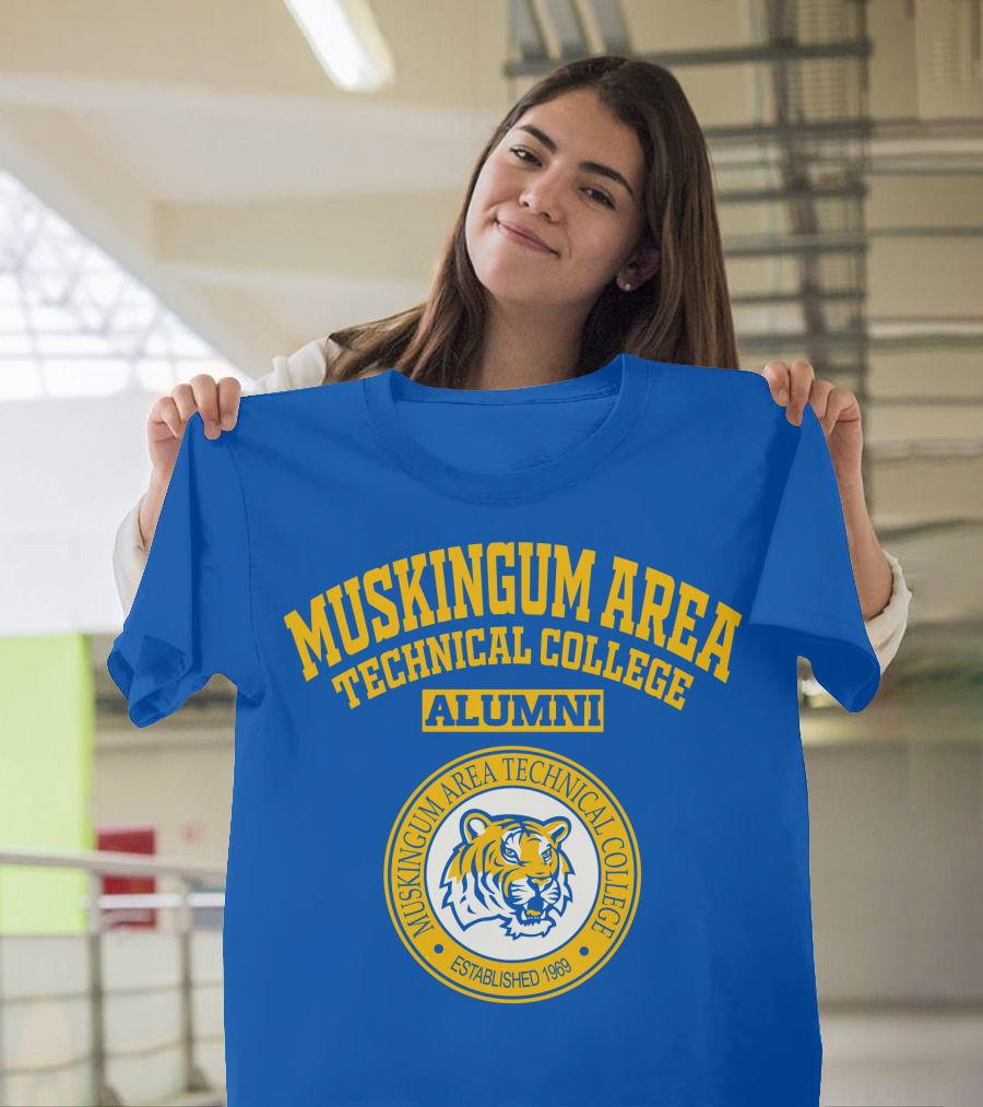 Muskingum Area Technical College Alumni Established 1969 Tiger T-Shirt