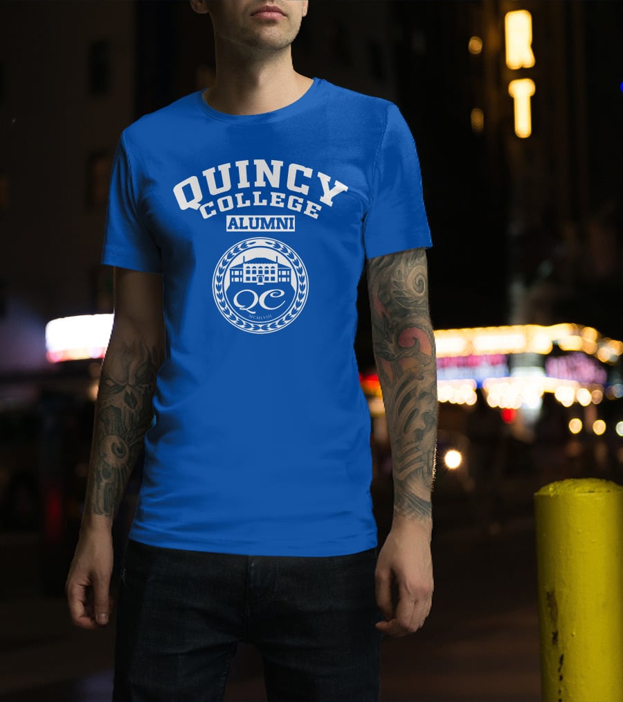 Quincy College Alumni QC MCMLVIII Crest T-Shirt