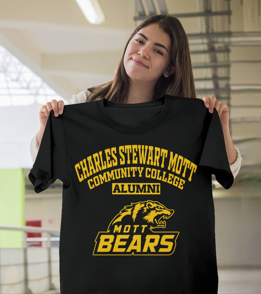 Charles Stewart Mott Community College Alumni Mott Bears T-Shirt