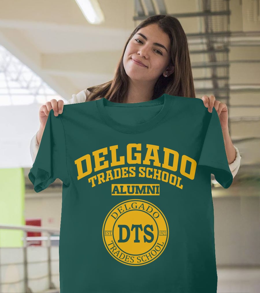 Delgado Trades School Alumni DTS EST 1921 T-Shirt