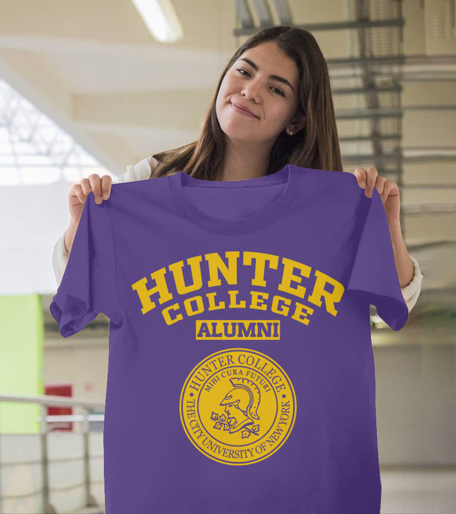 Hunter College Alumni Mihi Cura Futuri Seal The City University of New York T-Shirt
