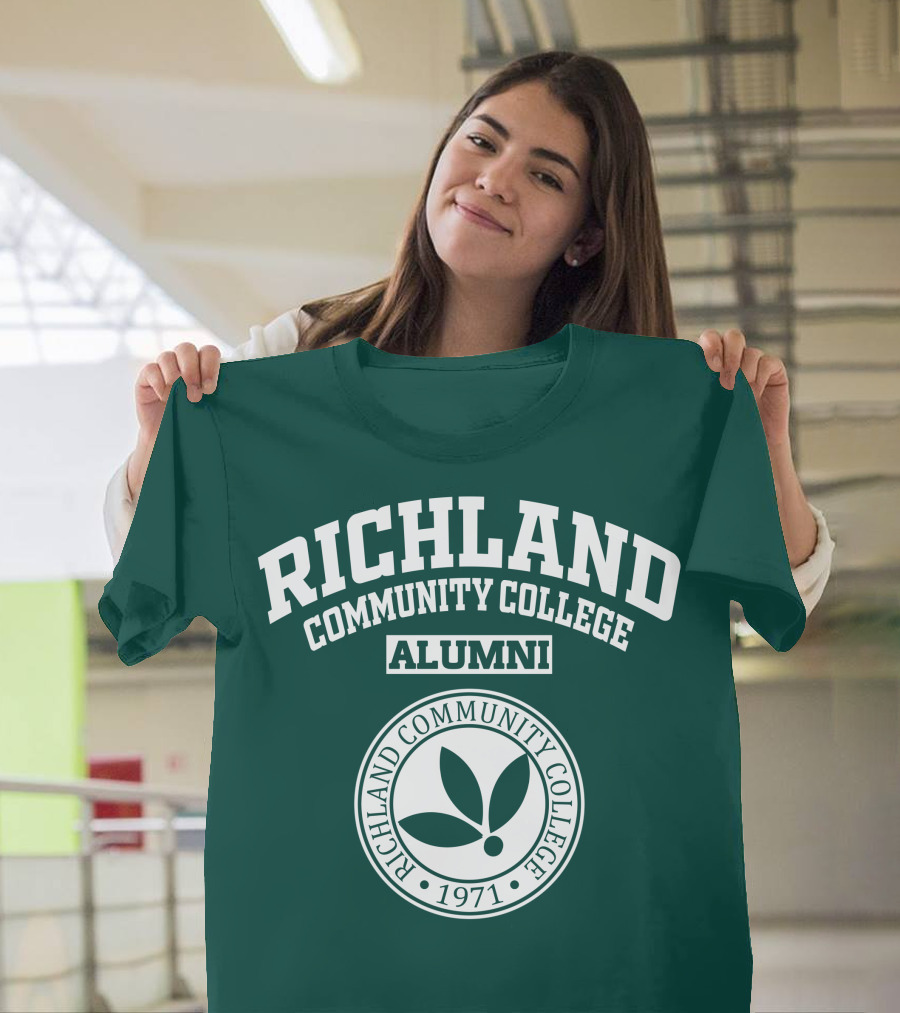 Richland Community College Alumni 1971 Crest T-Shirt