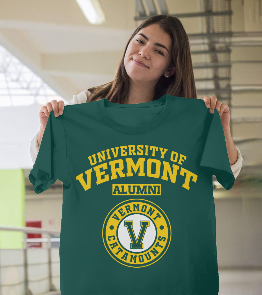 UNIVERSITY OF VERMONT ALUMNI VERMONT CATAMOUNTS T-Shirt
