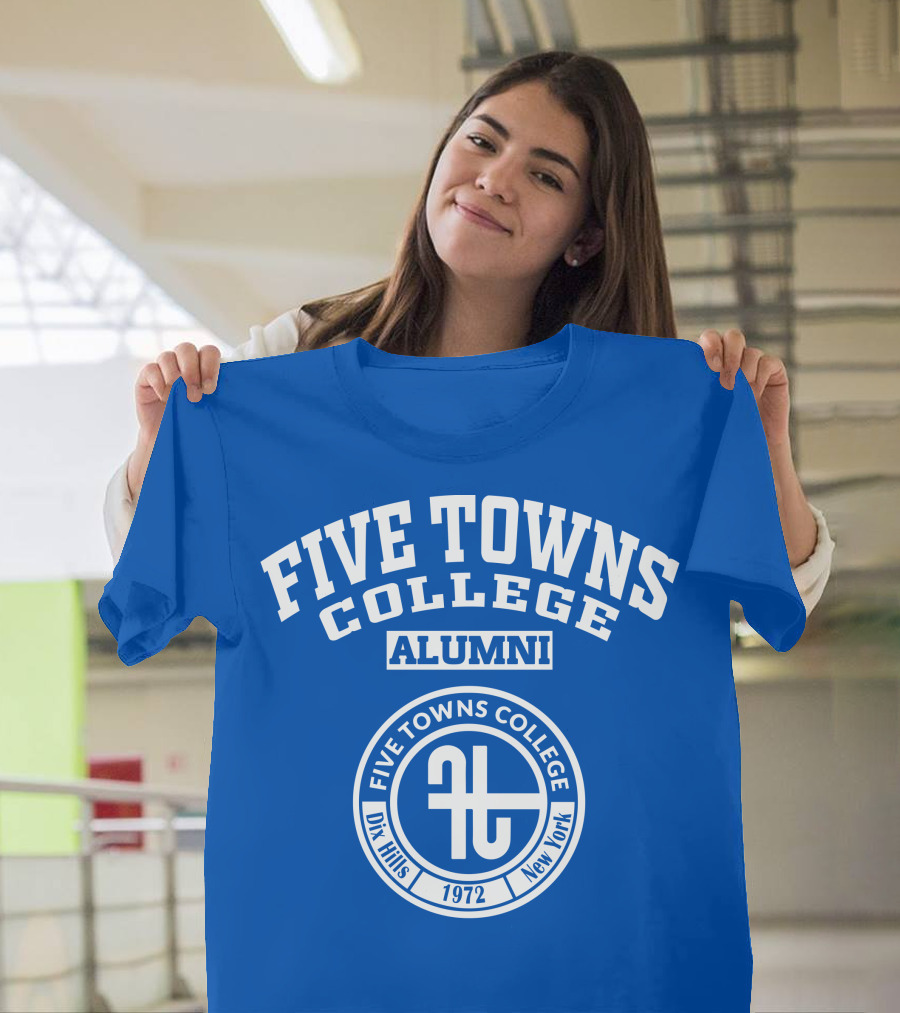 Five Towns College Alumni Dix Hills New York 1972 T-Shirt
