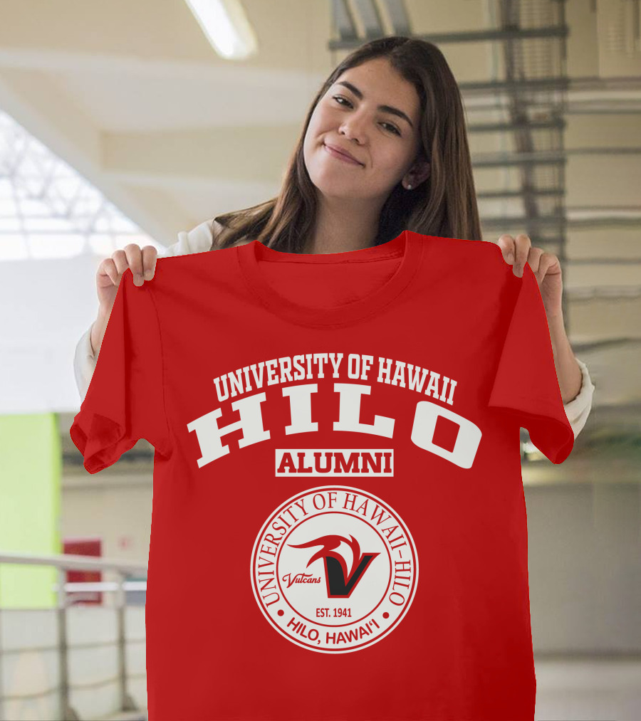 University of Hawaii Hilo Alumni Vulcans Est. 1941 T-Shirt