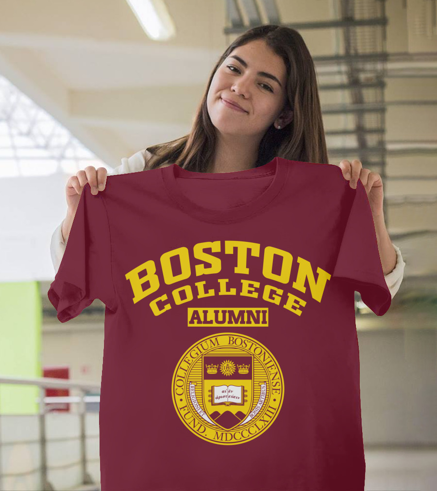 Boston College Alumni Collegium Bostoniense Fund MDCCCXLIII T-Shirt