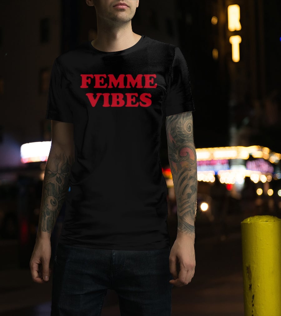 Femme Vibes Retro T-Shirt