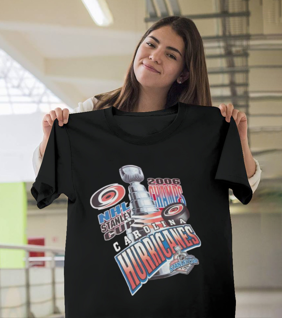 Mitchell and Ness Carolina Hurricanes NHL Stanley Cup 2006 Champs T-Shirt