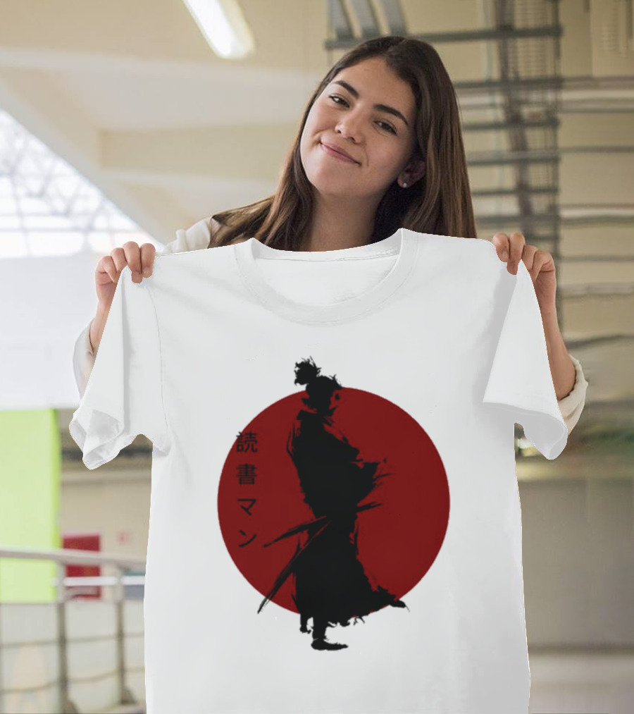 Miyamoto Musashi Samurai Silhouette Red Sun Kanji Reading Man T-Shirt