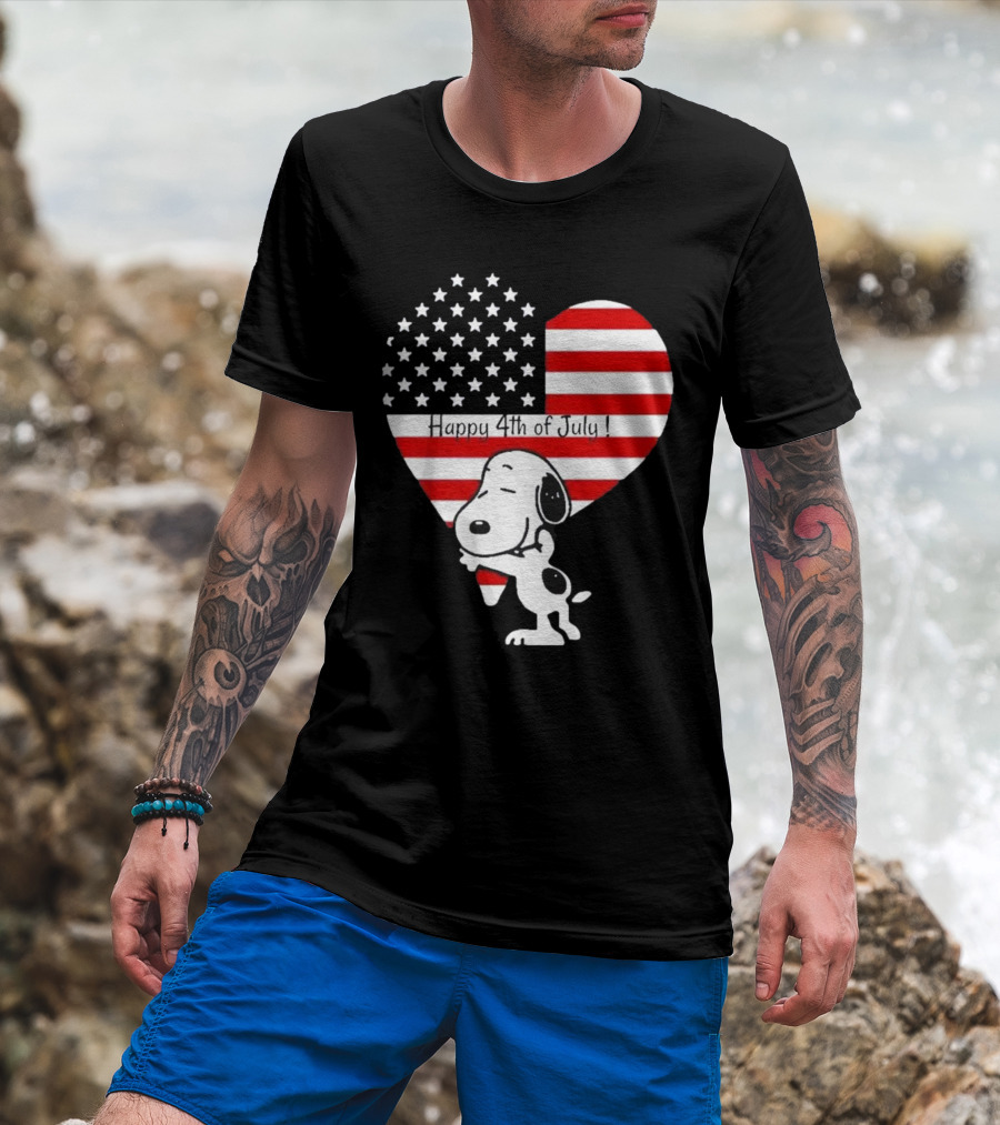 Snoopy Happy 4th Of July Heart American Flag T-Shirt