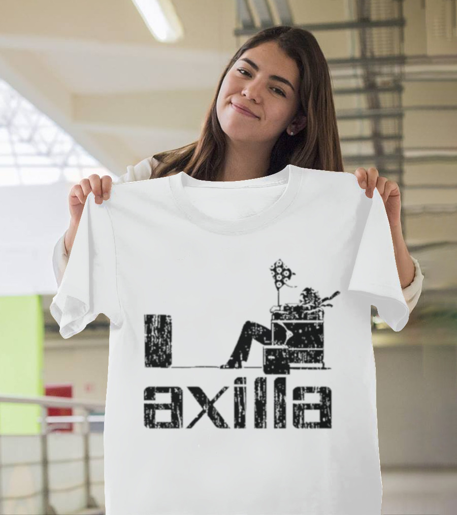 Maxell Corp Axilla Vintage Style Chair and Relaxation Scene T-Shirt