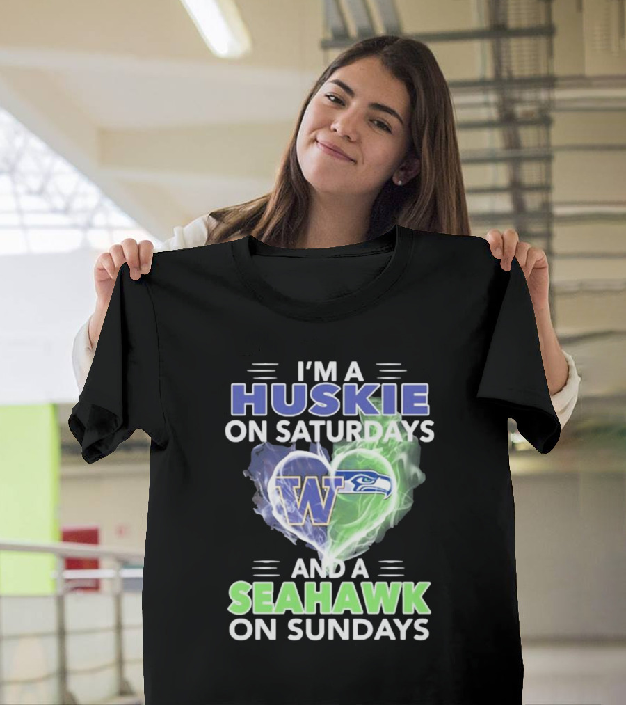 I’m A Huskie On Saturdays And A Seahawk On Sundays UW W Logo Seattle T-Shirt